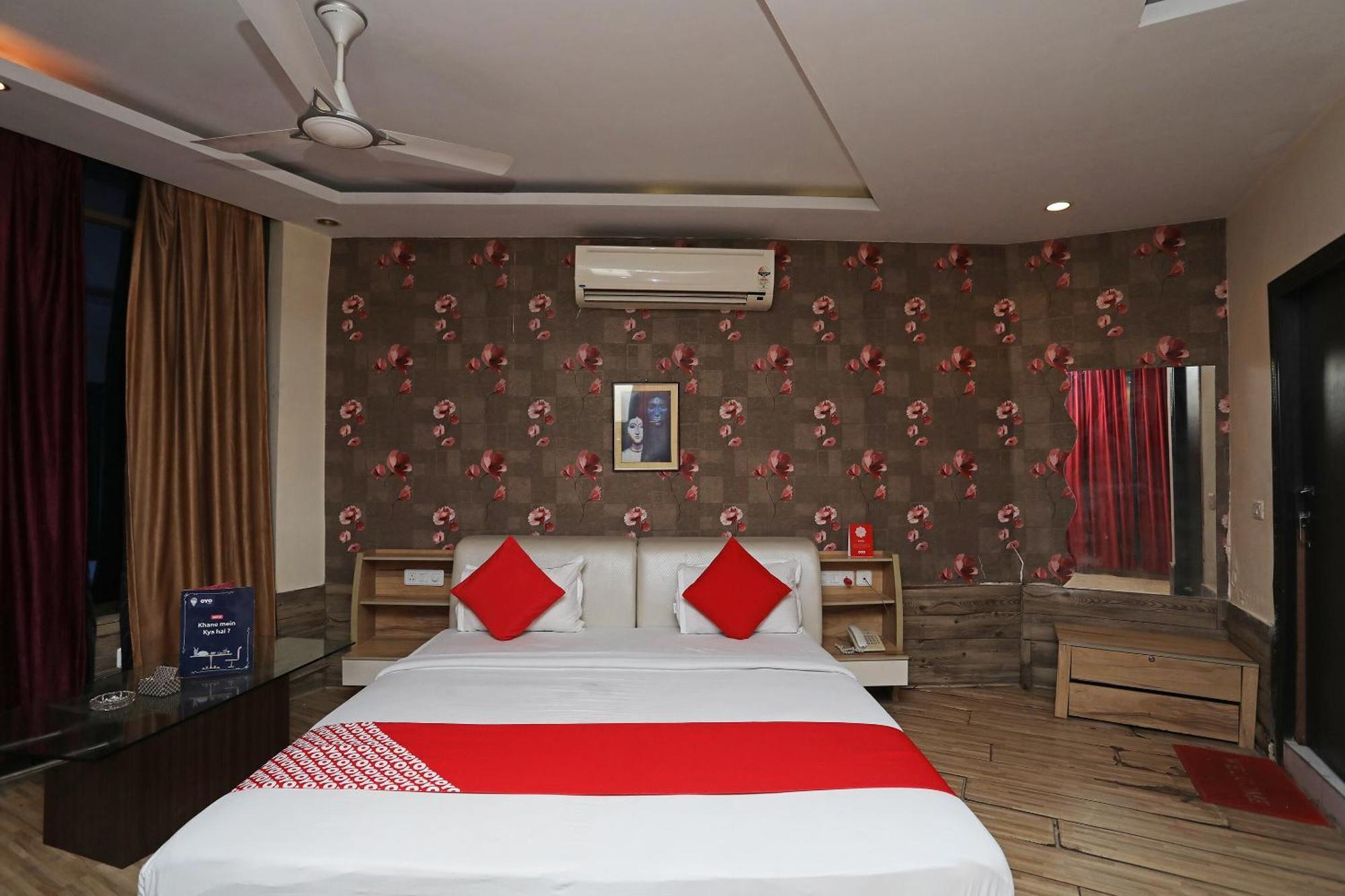 Collection O River Bay Resort Diamond Harbour Exterior foto